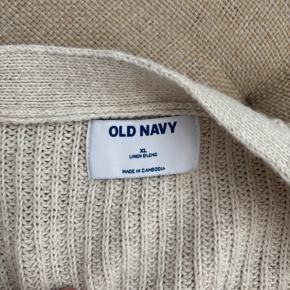 Old Navy Cotton/Linen Blend Button Front Cardigan in Light Taupe/Oatmeal - Picture 2 of 5